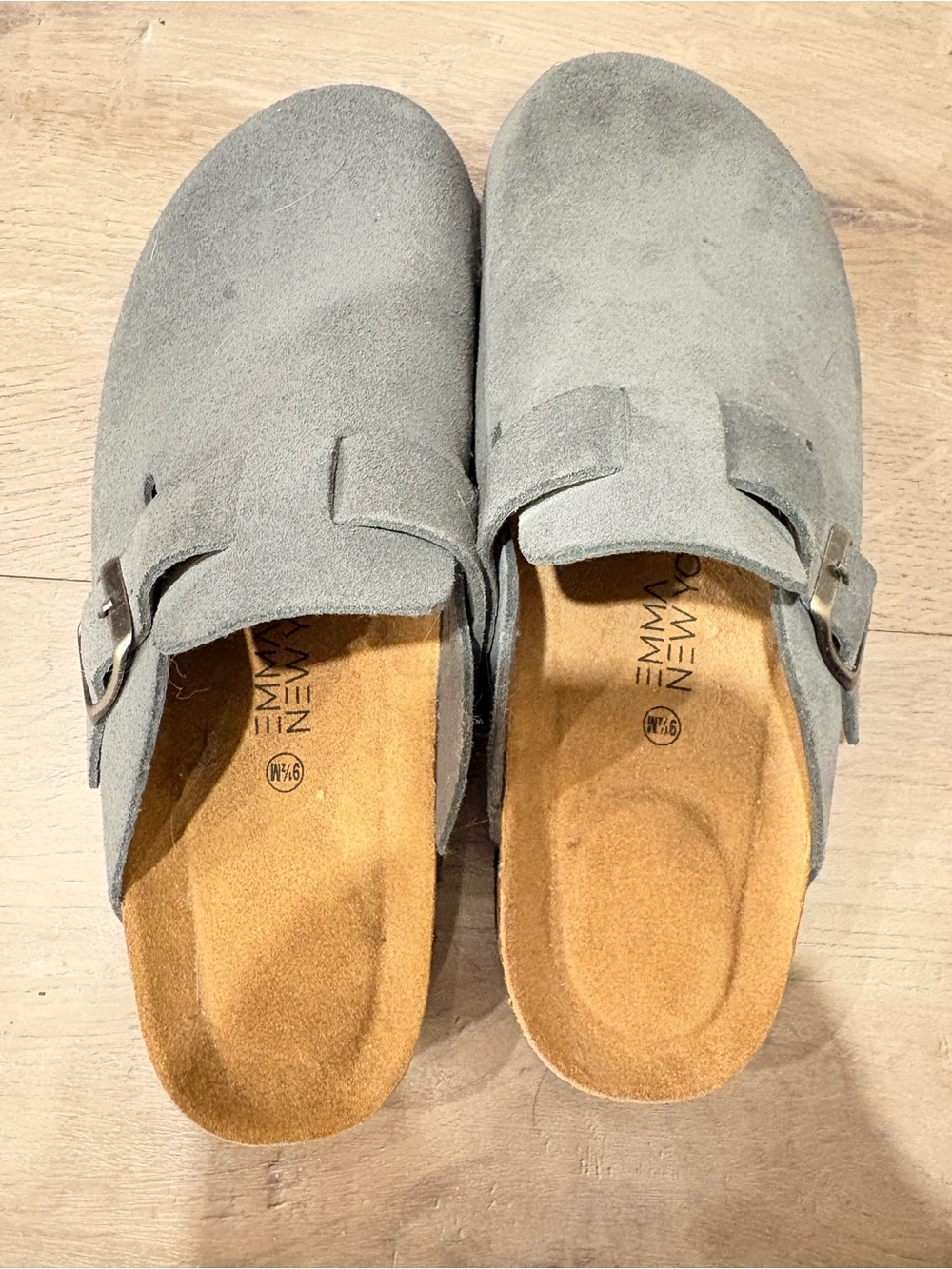 Women’s Slip-On Suede Clog - Gray - Picture 3 of 3